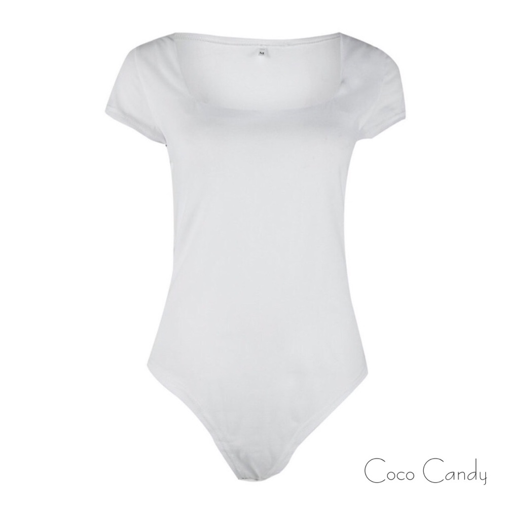🆕Square Collar White Short Sleeve Bodysuit - Picture 6 of 8